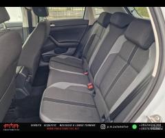 Volkswagen Polo 5p 1.0 tsi R Line 115cv dsg Tetto - 11