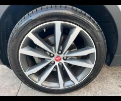 Jaguar E-Pace 2.0D 180 CV AWD aut. S - 21