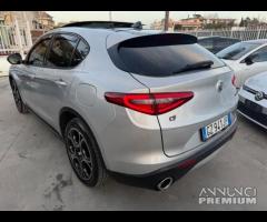 Alfa Romeo Stelvio 2.2 Turbodiesel 210 CV AT8 Q4 S - 4