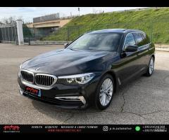 BMW 520d Touring Luxury Tetto Iva esposta - 1