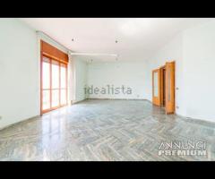 Centro, corso Cairoli, luminoso 5 vani - 6