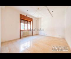 Centro, corso Cairoli, luminoso 5 vani - 10