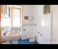 Centro, corso Cairoli, luminoso 5 vani - 12