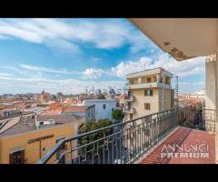 Centro, corso Cairoli, luminoso 5 vani - 15