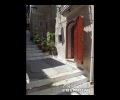 Centro storico, monolocale con doppio ingresso