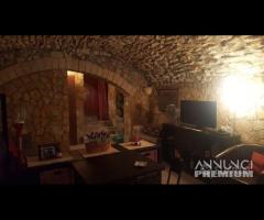 Centro storico, monolocale con doppio ingresso - 10