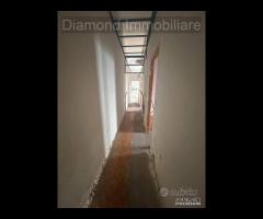 Casa singola da ristrutturare a Giarre