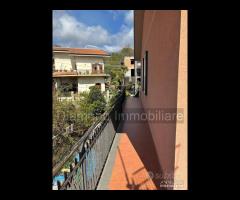 Casa indipendente con giardino e garage a Milo - 8