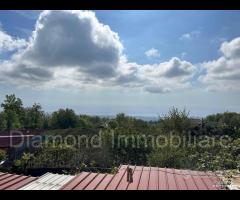 Casa indipendente con giardino e garage a Milo - 9