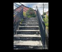 Casa indipendente con giardino e garage a Milo - 13