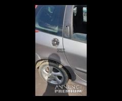 Pezzi di ricambio Peugeot 206 sw - 13