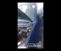 Opel Agila 3 cilindri blu ricambi 1 - 6