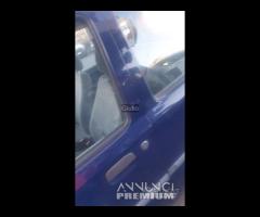 Opel Agila 3 cilindri blu ricambi 1 - 8