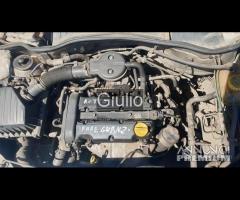 Opel corsa c 1.2 ricambi 3 serie - 6
