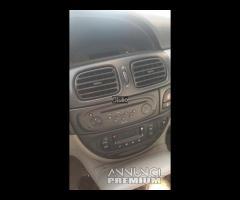 Renault scenic ricambi