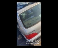 Peugeot 106 5 porte ricambi