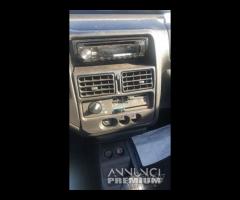 Peugeot 106 5 porte ricambi