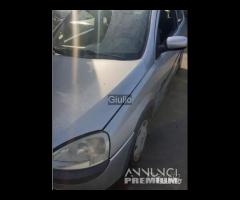 Opel corsa c ricambi benzina