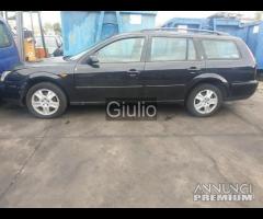 Ford mondeo 2001 ricambi