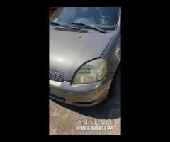 Ricambi Toyota yaris finestrino alternatore
