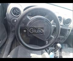 Ford Fiesta 5 p ricambi - 6