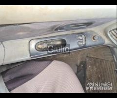 Renault laguna 1.9 dti ricambi