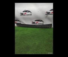 GRIGLIA FISSAGGIO PARAURTI POSTERIORE VOLKSWAGEN G - 7