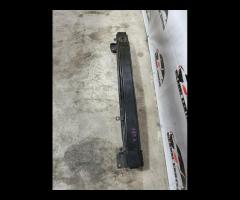 TRAVERSA PARAURTI ANTERIORE PER SKODA FABIA II /RO