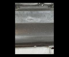 PARAURTI POSTERIORE ORIGINALE CON SENSORI DI PARCH - 24