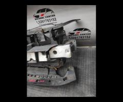 OSSATURA CALANDRA TRAVERSA PARAURTI ANTERIORE MAZD