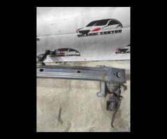 TRAVERSA RINFORZO PARAURTI ANTERIORE CON SENSORE M