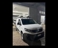 Peugeot Partner l1h1 attrezzato 3 posti