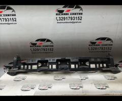 STAFFA PARAURTI POSTERIORE RANGE ROVER VELAR J8A21