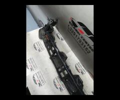 STAFFA PARAURTI POSTERIORE RANGE ROVER VELAR J8A21 - 11