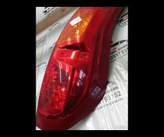 FARO FANALE STOP POSTERIORE DESTRA NISSAN X-TRAIL - 9