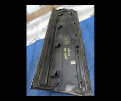 STAMPAGGIO PORTA POSTERIORE DESTRA RANGE ROVER EVO - 22