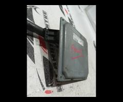 CENTRALINA MOTORE ECU FORD FOCUS 5M51-12A650-ZB 4U