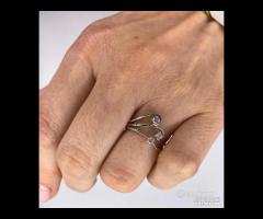 ANELLO ORO 18kt. CON DIAMANTI NATURALI FANTASIA