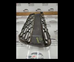 GRIGLIA PARAURTI ANTERIORE CENTRALE FIAT PANDA EAS - 11