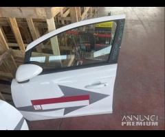 Ricambi portiere ant. sx/dx disponibili Opel Corsa