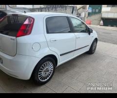 Fiat Grande Punto 1.3 MJT 75 CV 5 porte Dynamic 06 - 4