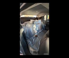 Jeep Avenger 1.2 Turbo 100 CV Summit - 10