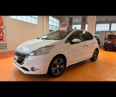 Peugeot 208 PureTech 82 5 porte Allure