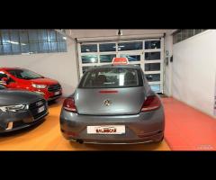Volkswagen Maggiolino 2.0 TDI Design BlueMotion Te - 12