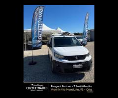 Peugeot Partner 3 posti Allestito passo corto