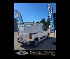 Peugeot Partner 3 posti Allestito passo corto