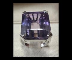 ANELLO SOLITARIO ORO 18kt. CON GRANDE AMETISTA