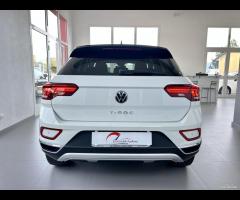 VOLKSWAGEN T- ROC STYLE 2.0 TDI 116 CV - 2022 - 9