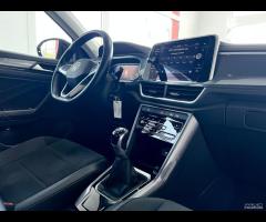 VOLKSWAGEN T- ROC STYLE 2.0 TDI 116 CV - 2022 - 20