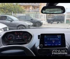 Peugeot Rifter Mix BlueHDi 130 S&S PC Allure Stand - 13